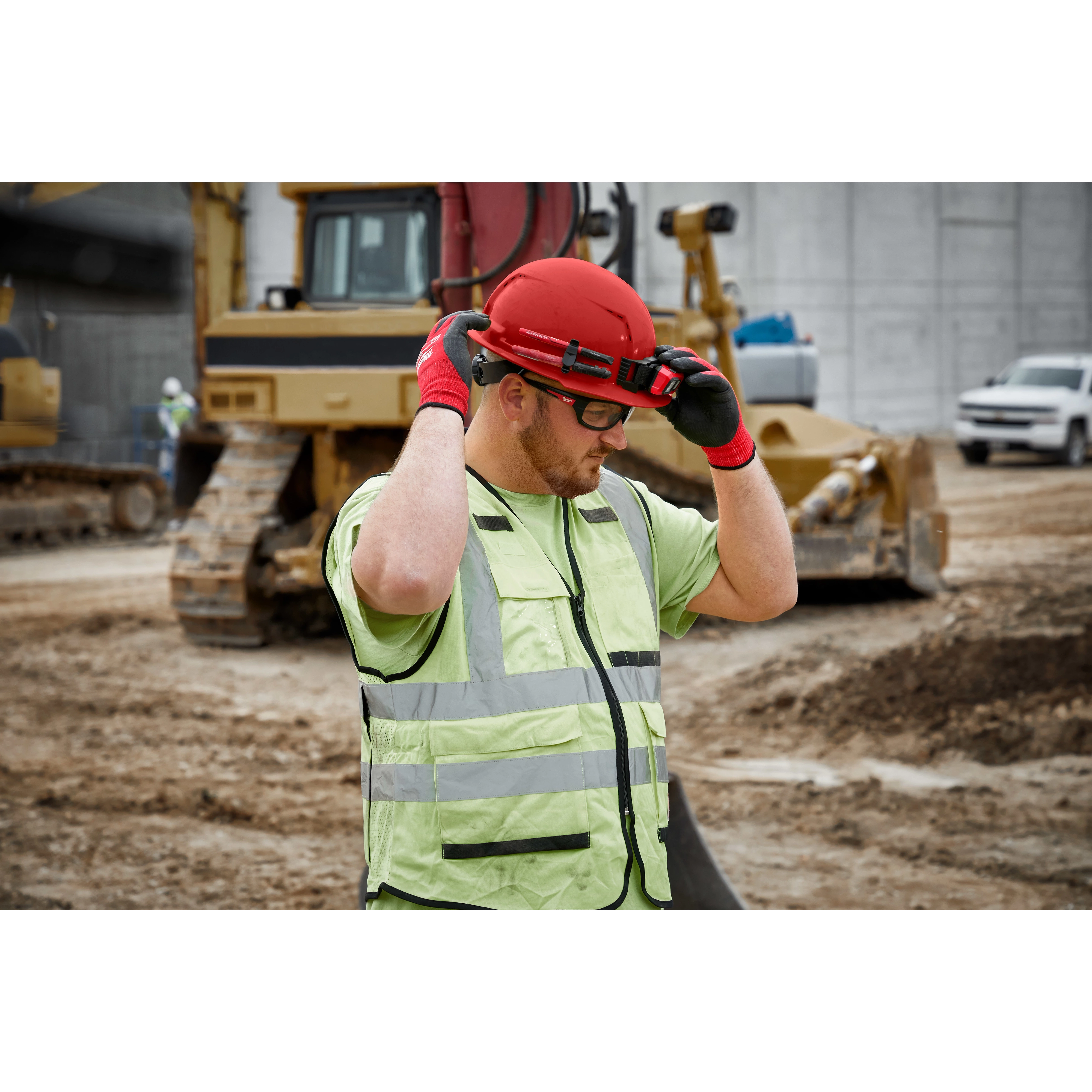 Red Front Brim Vented Hard Hat w/4pt Ratcheting Suspension - Type 1, Class C